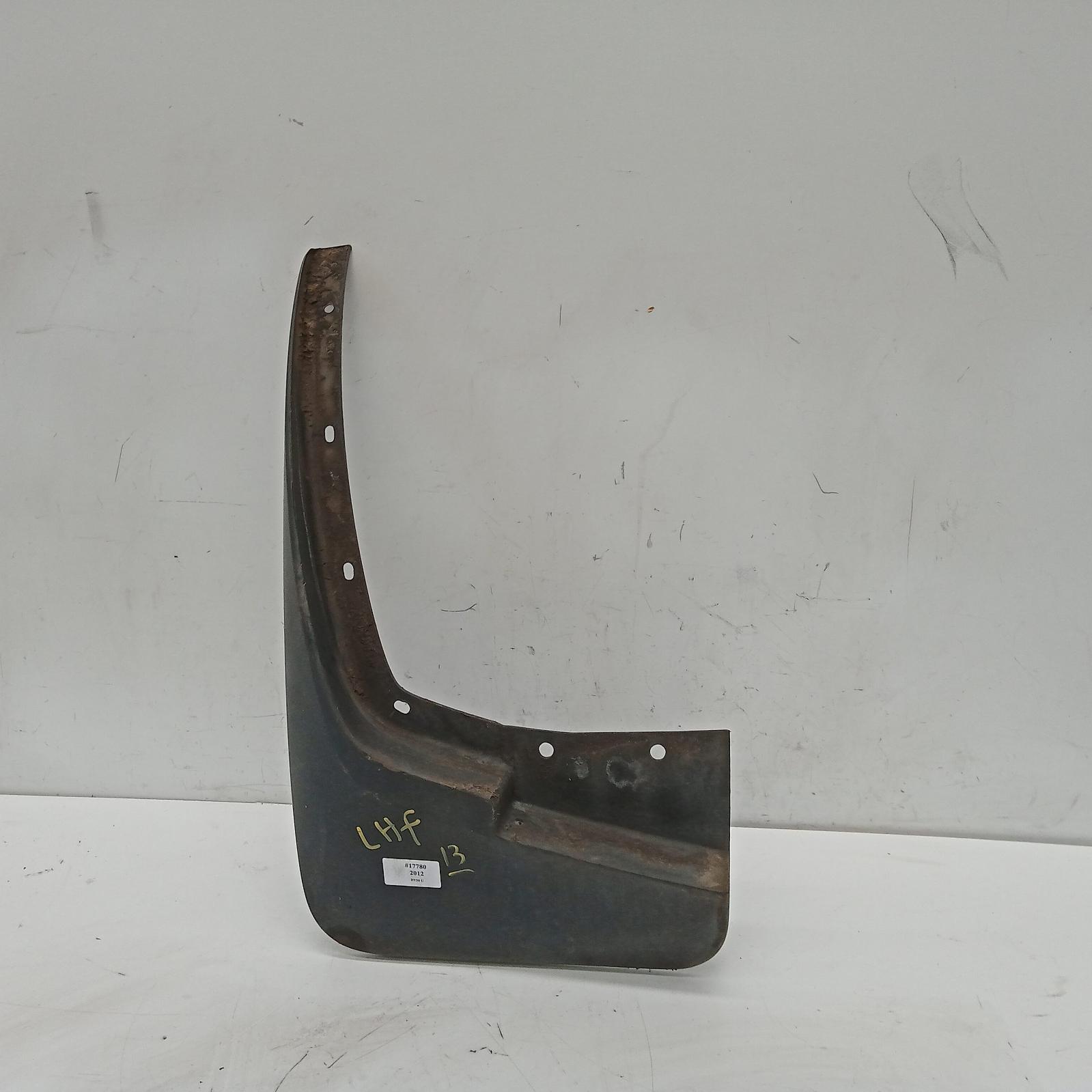 473336, Used mud flaps for 2012 bt50 lh front, upur, 10/1106/20