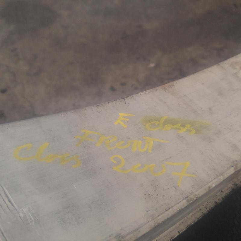 bar reinforcement/bracket front