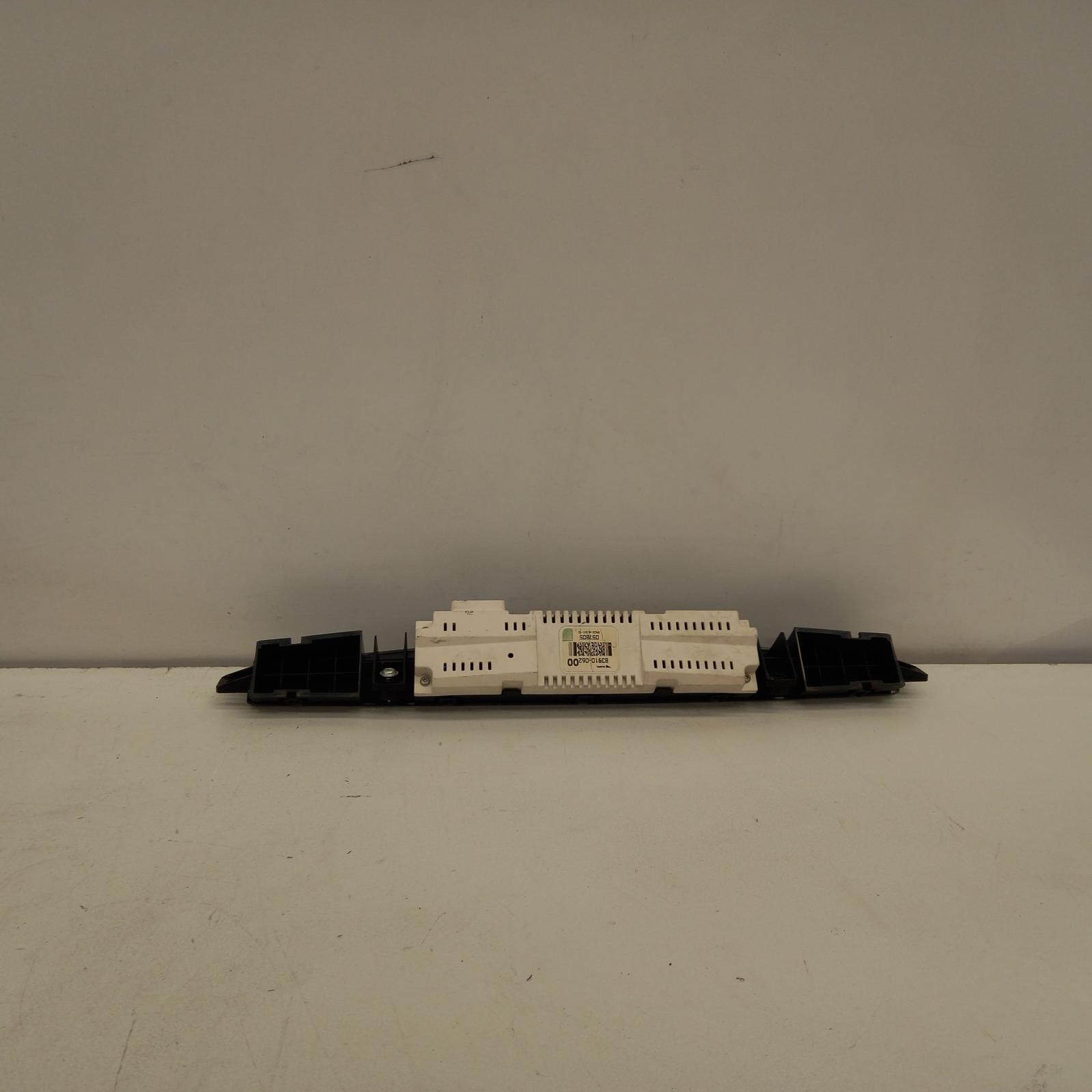 Camry Clock 2006-2012 xv40,06/06-02/12 00017946 #476323