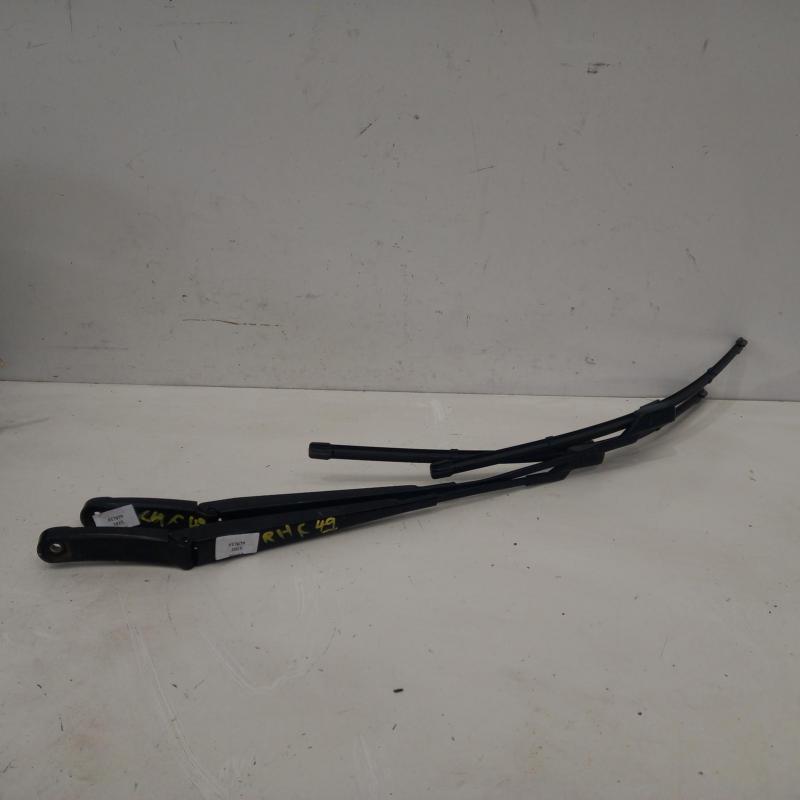 wiper arm