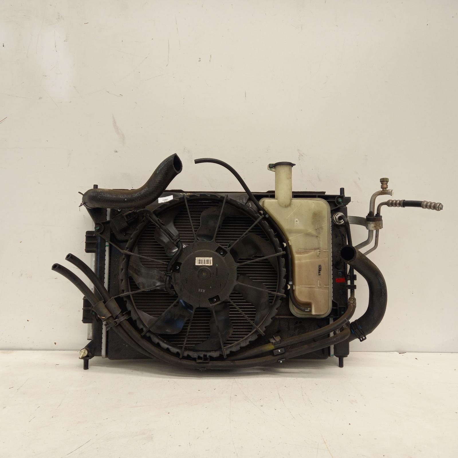 I30 Radiator #481233, Used radiator for 2014 i30| auto, 1.6, petrol, gd, 12/12-02/17