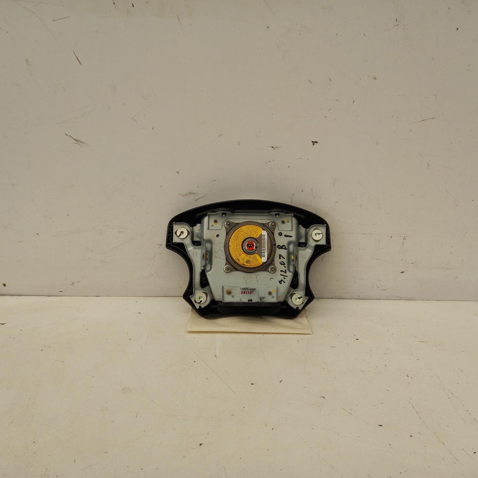 Hilux Airbag Right 2005-2011 steering wheel,black,non audio control type,02/05-06/11 00018072 #481283