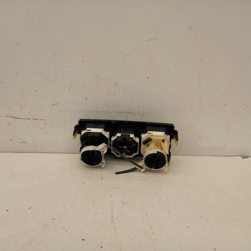 heater/aircon controls