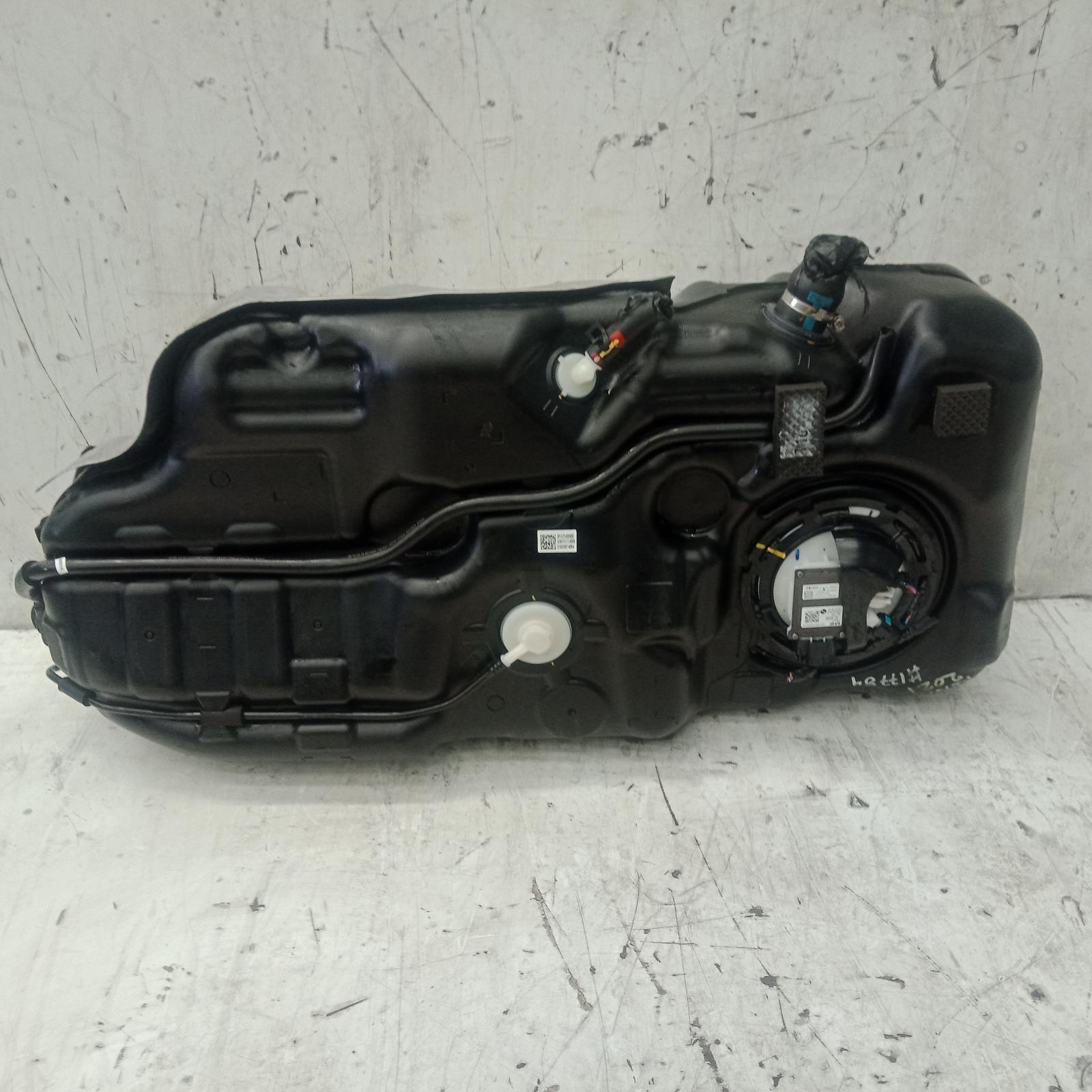 482636, Used fuel tank for 2021 Kona os, 09/17