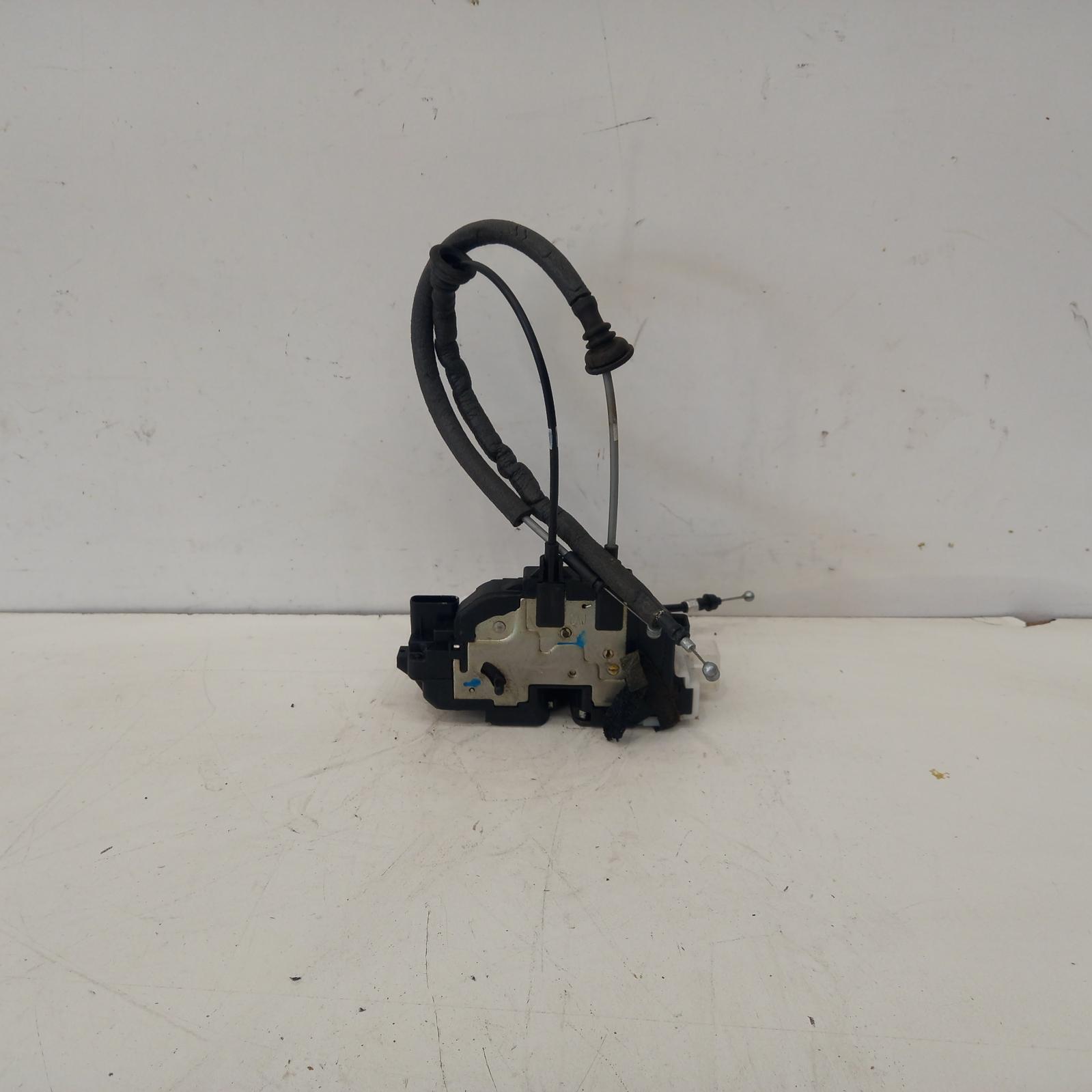 Santa Fe Door/boot/gate Lock 2005-2012 right rear door lock,cm,11/05-06/12 00017865 #482801