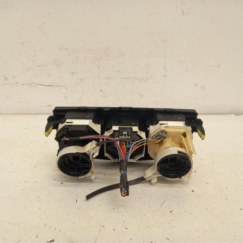 heater/aircon controls