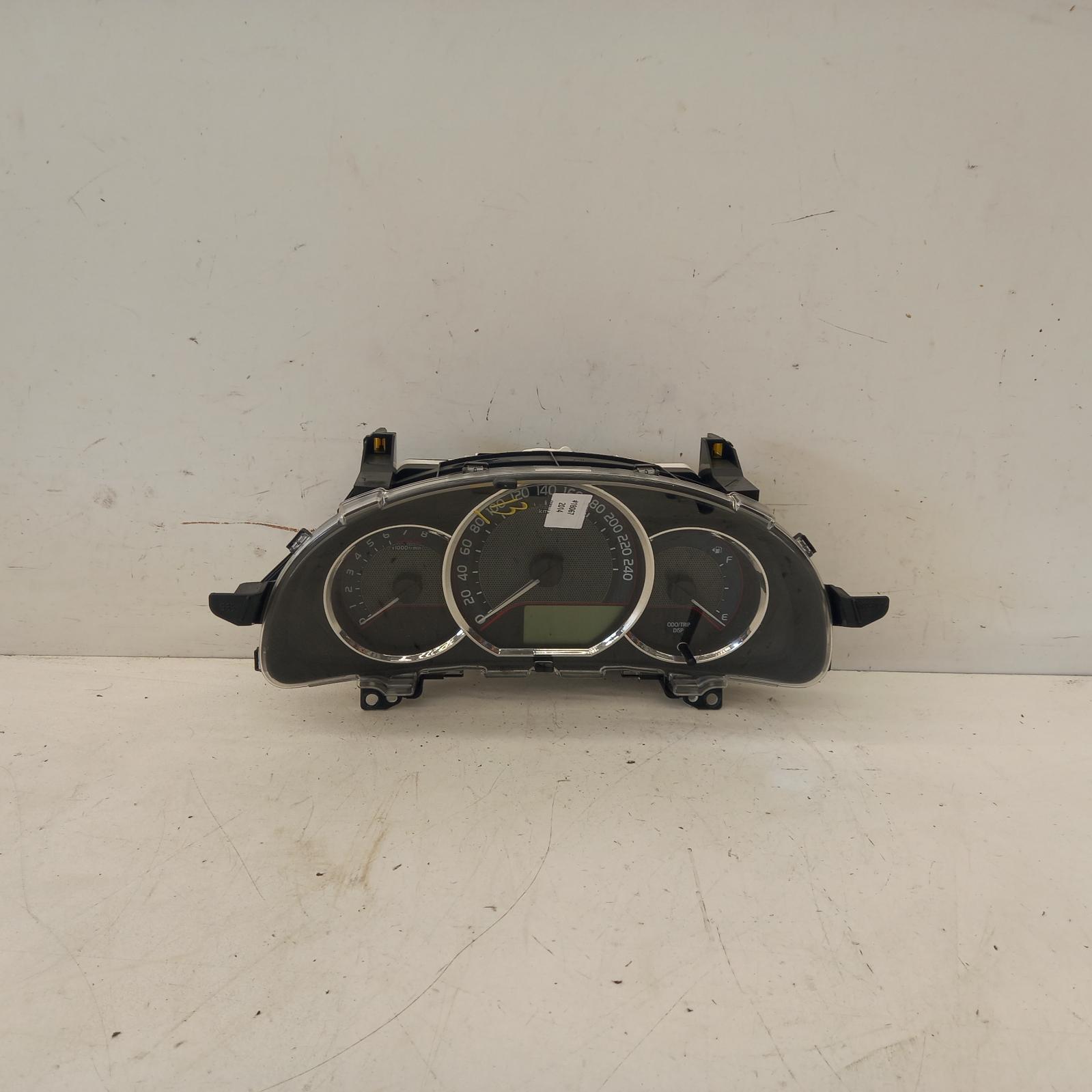 Corolla Instrument Cluster 2012-2015 1.8,2zr-fe,auto t/m,ascent,zre182r,hatch,10/12-05/15 00018067 #484184