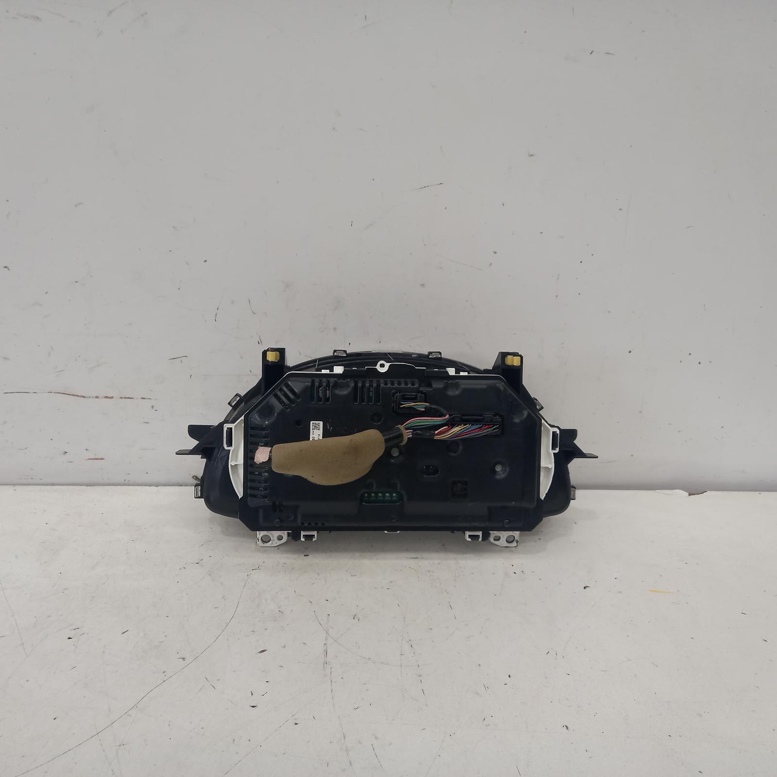 Corolla Instrument Cluster 2012-2015 1.8,2zr-fe,auto t/m,ascent,zre182r,hatch,10/12-05/15 00018042 #484594