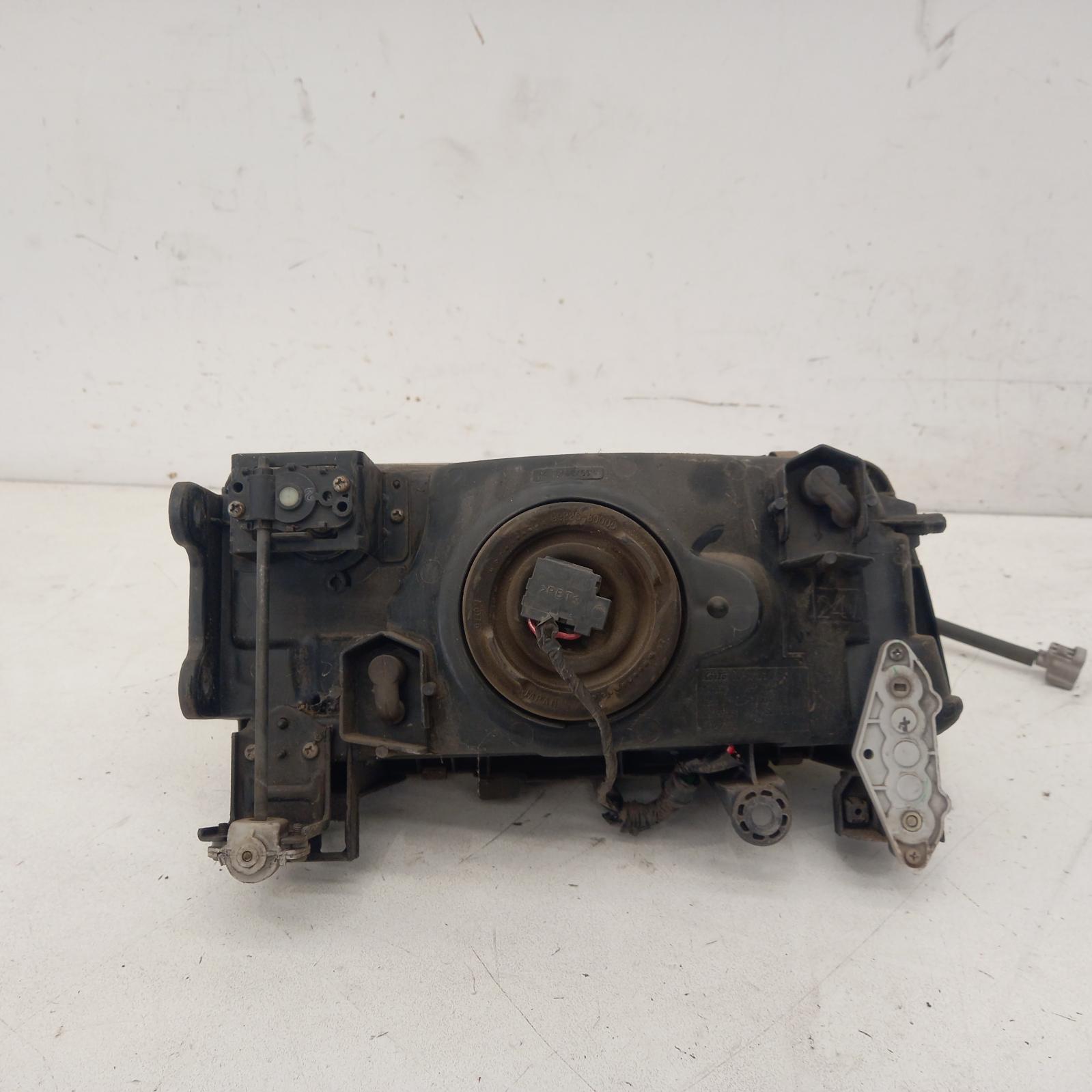 L300 Headlamp Left 1999-2013 sj/sk,express,09/99-12/13 s150 #487651