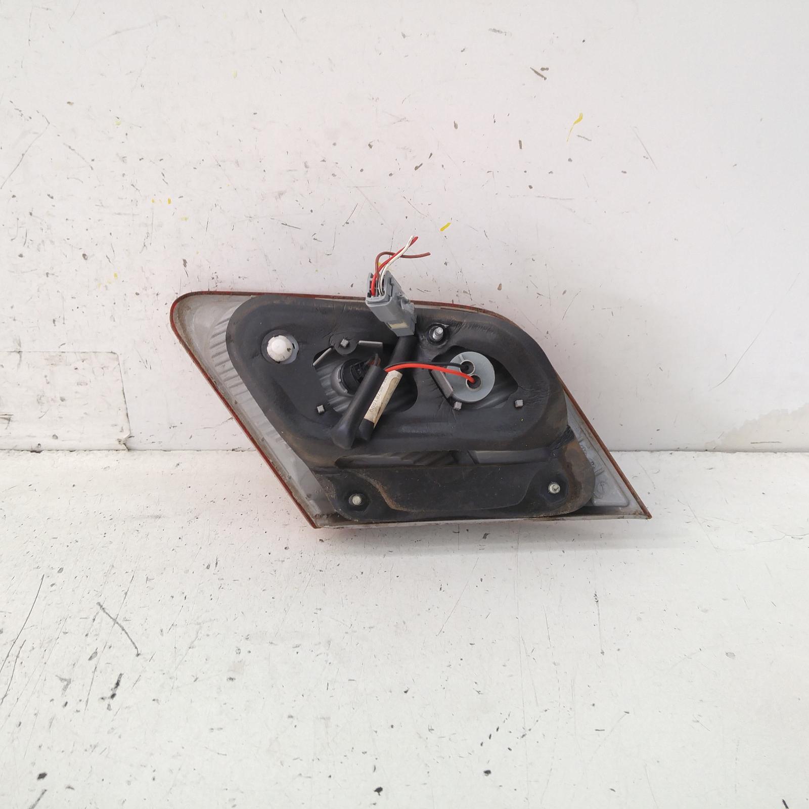 Camry Rear Garnish 2006-2009 bootlid lamp (lh side),acv40/sportivo,06/06-06/09 00013519 #314866