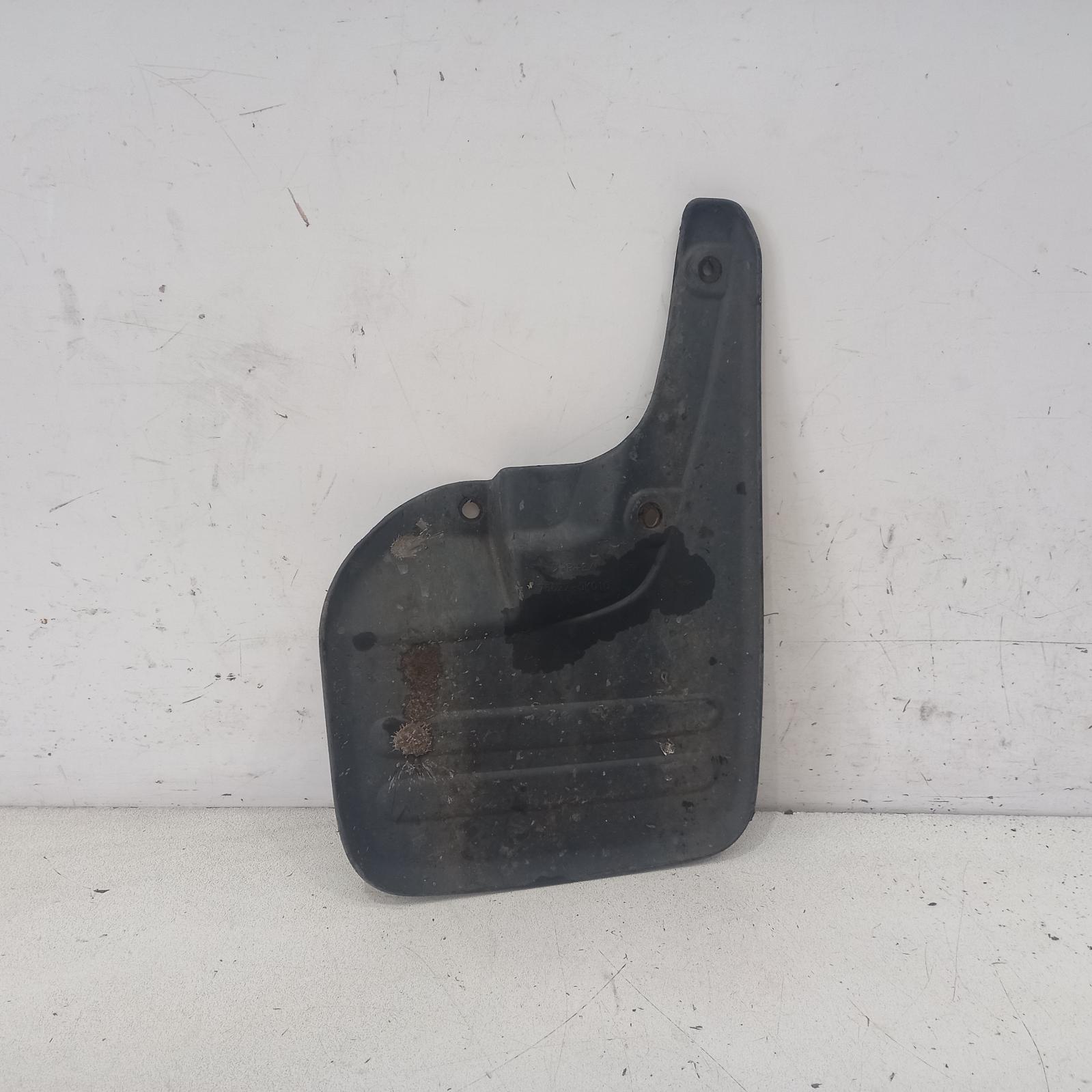 491359, Used mud flaps for 2011 hilux lh front, 2wd, 03/0508/15