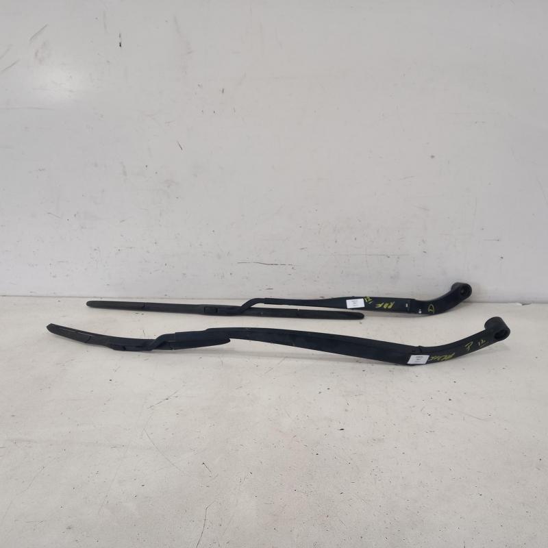 wiper arm