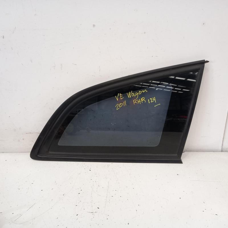 side glass rear right