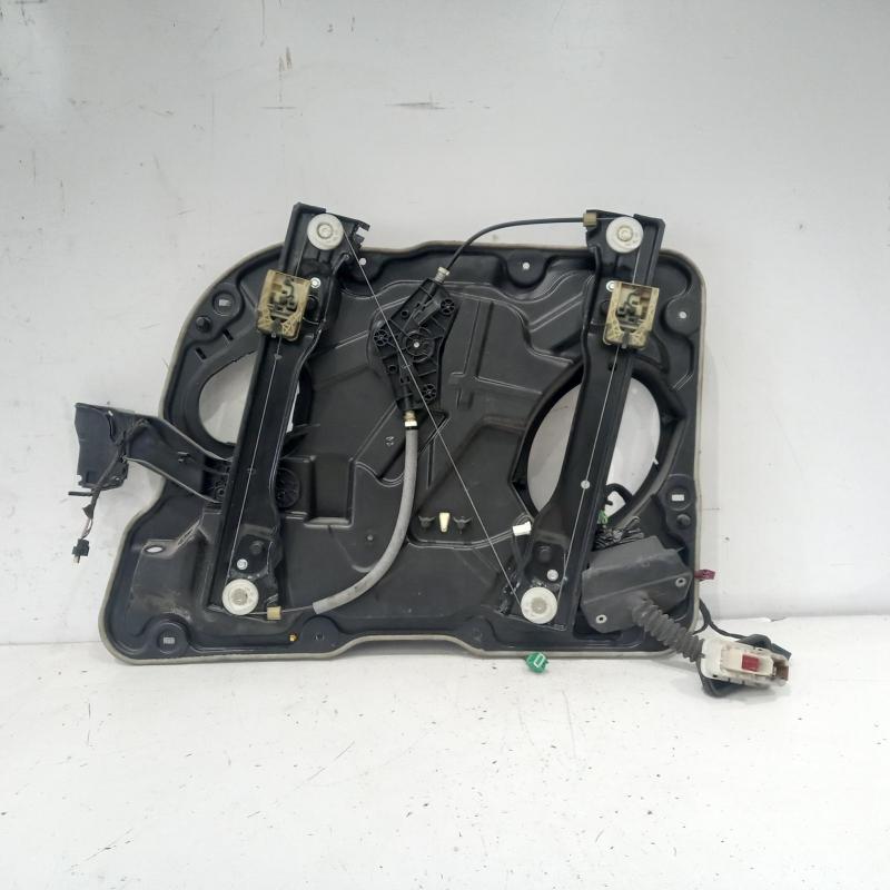 window regulator/motor front left