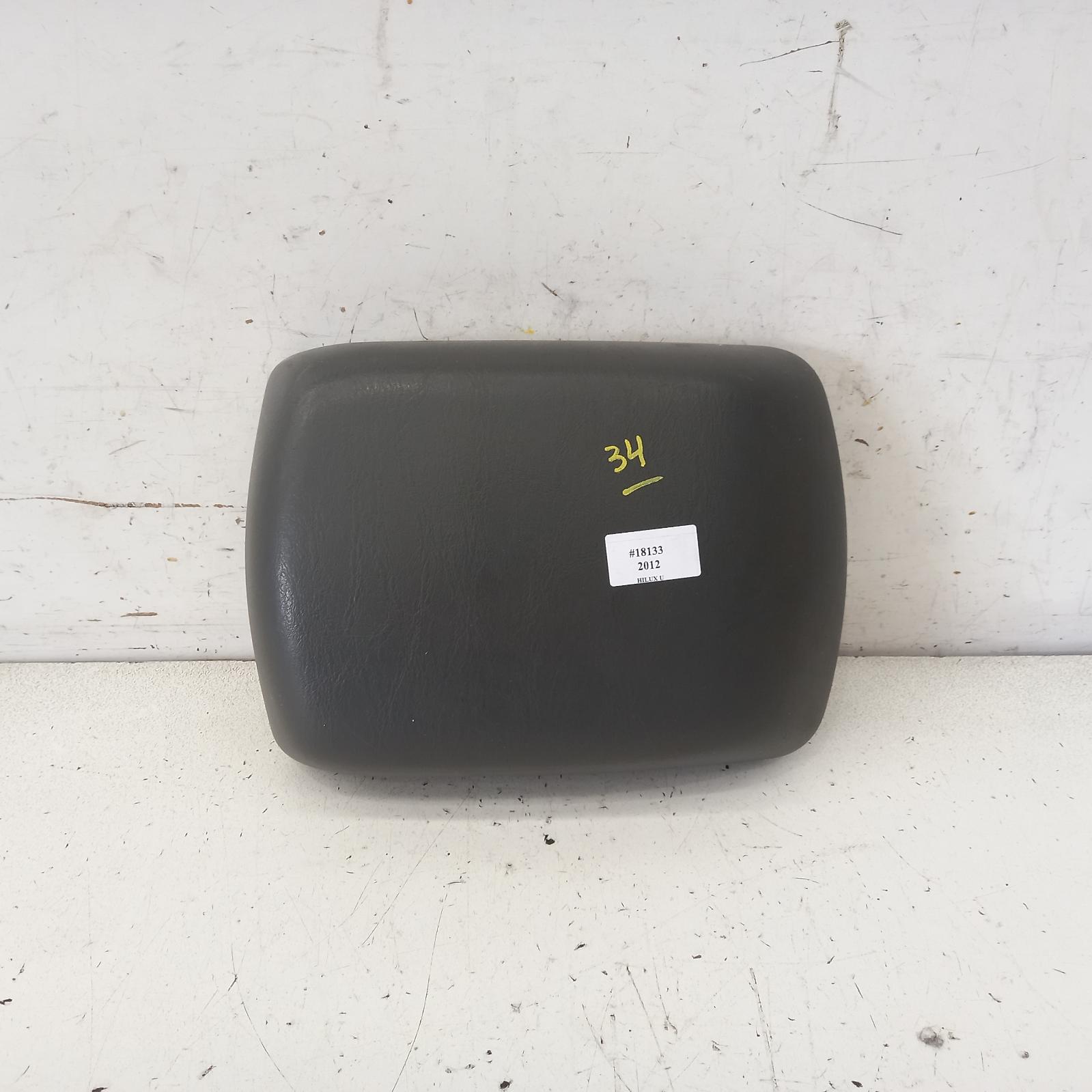 Hilux Console 2011-2015 console lid only,dark grey,07/11-08/15 00018133 #494843