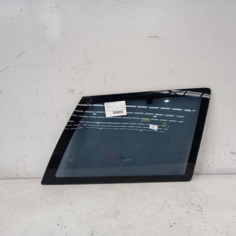 side glass rear right