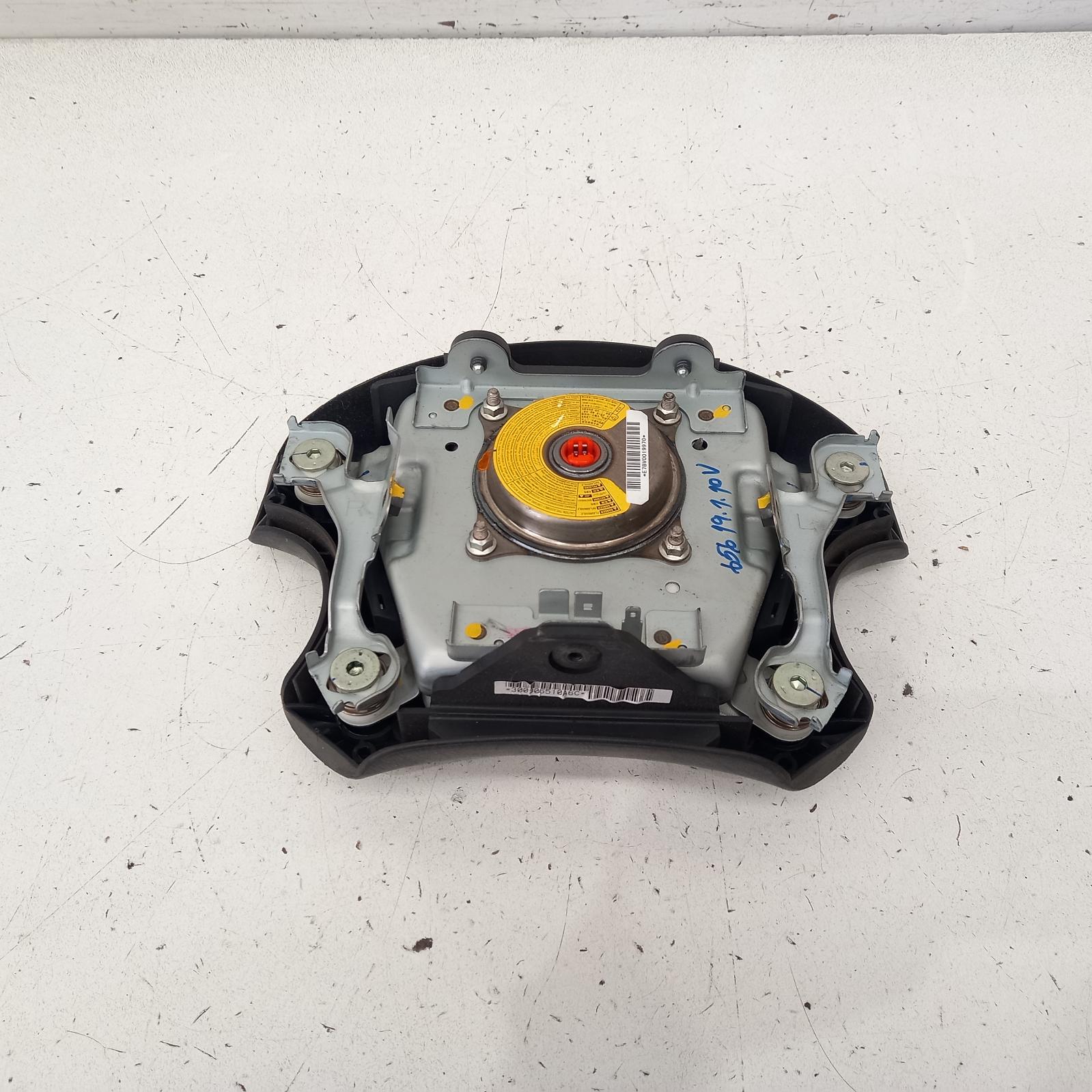 Hilux Airbag Right 2005-2011 steering wheel,black,non audio control type,02/05-06/11 00018241 #499675