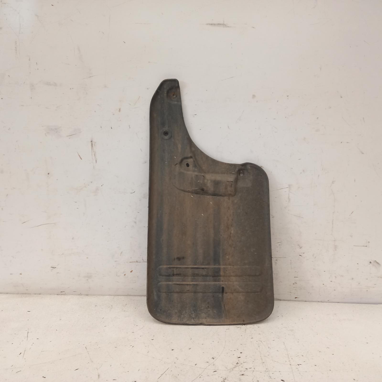 500856, Used mud flaps for 2008 hilux rh rear, 4wd, non flared type