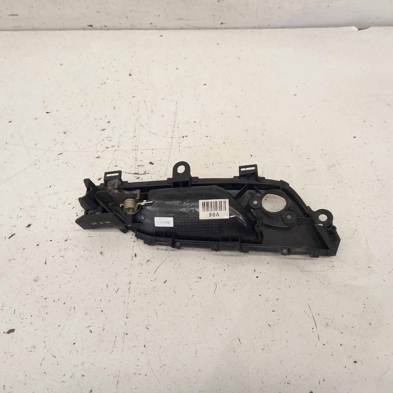I40 Door Handle 2011-2019 inner,lh front,non heated seats type,vf,09/11-12/19 00018206 #501810