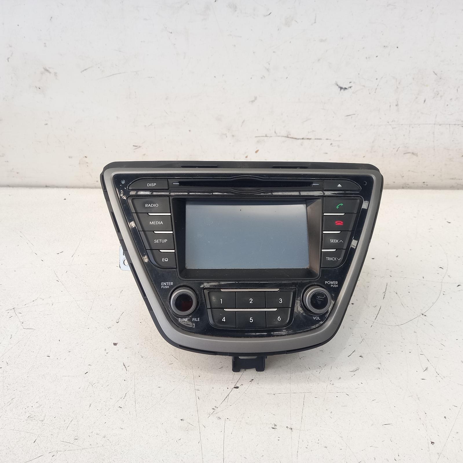 Elantra Stereo/head Unit 2013-2015 large colour display screen,dual knob type,md,10/13-11/15 partwh #502144