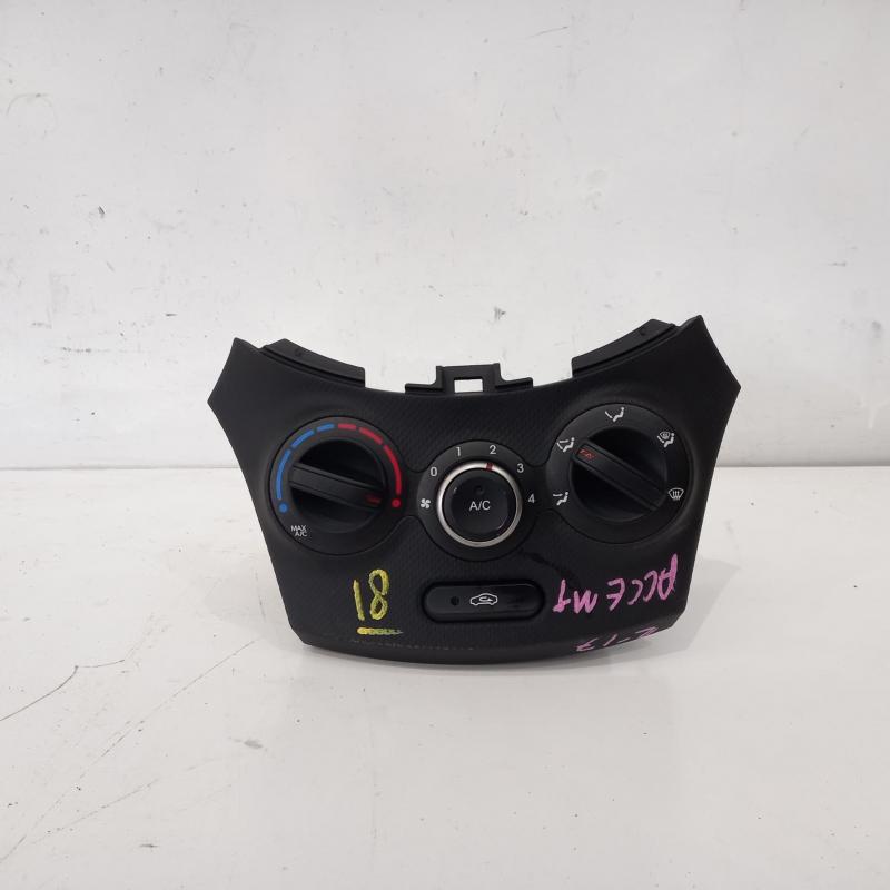 heater/aircon controls