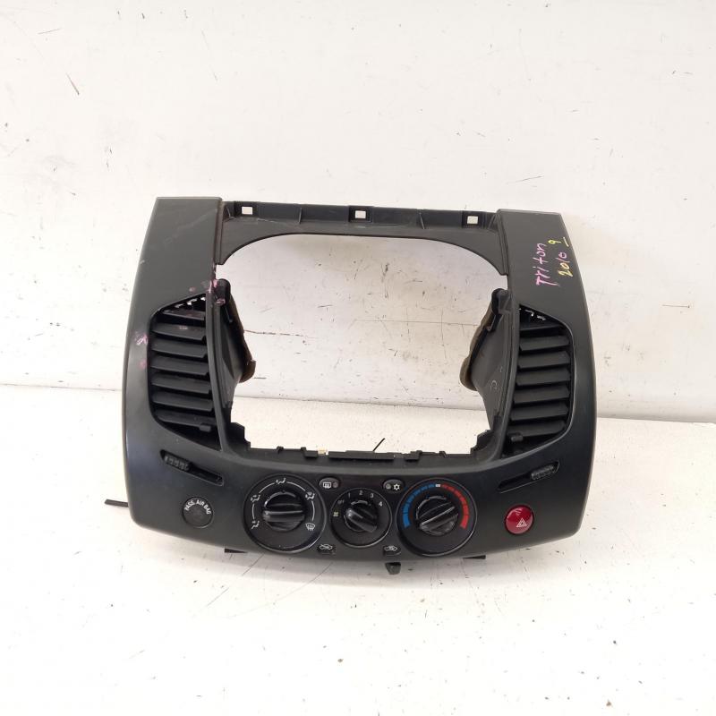 heater/aircon controls