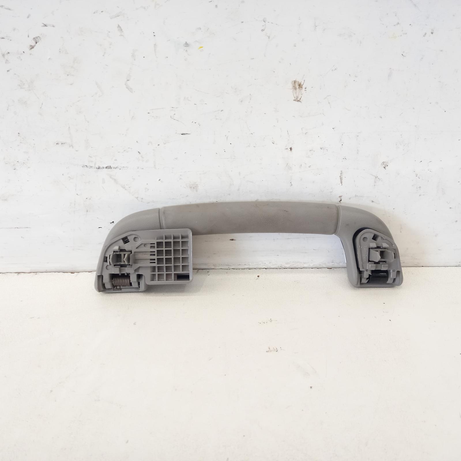 Aurion Grab Handle 2006-2012 gsv40r 10/06-03/12 00018257 #506039