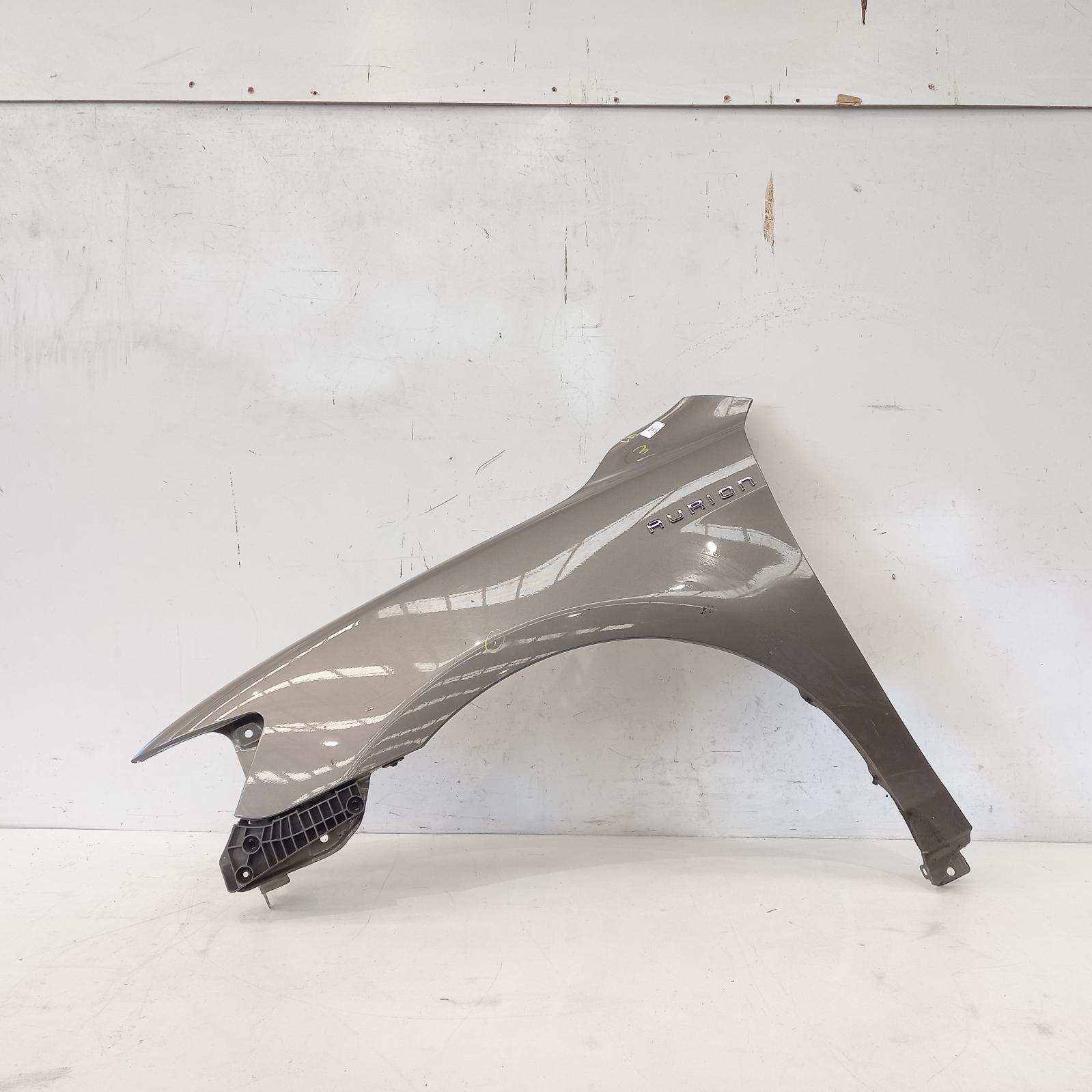 Aurion Guard Left 2006-2012 gsv40r,10/06-03/12 00018257 #505992