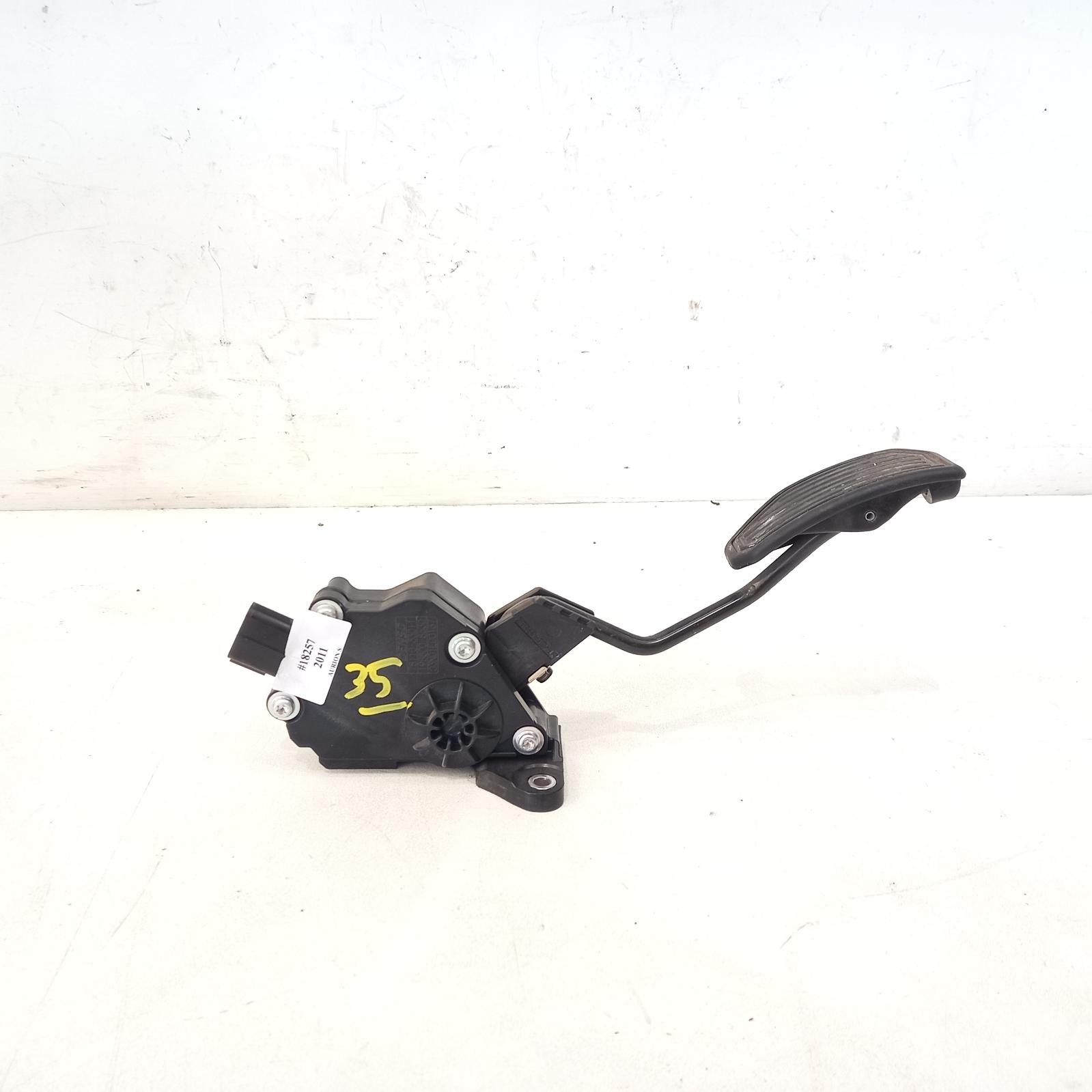 Aurion Pedal Assembly 2006-2012 gsv40r,accelerator pedal only,10/06-03/12 00018257 #506026