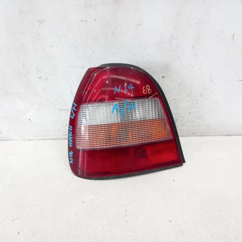 taillight left