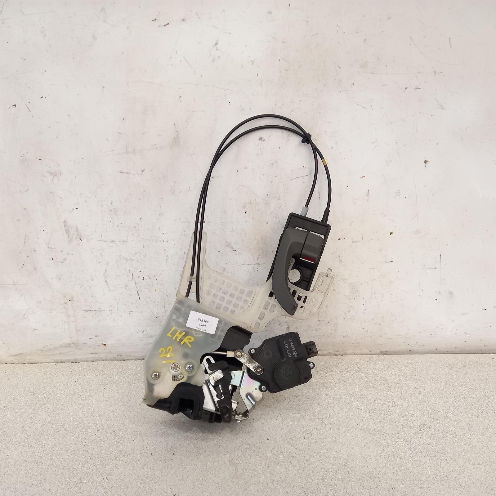 Tucson Door/boot/gate Lock 2004-2010 left rear door lock,08/04-01/10 00018369 #513080