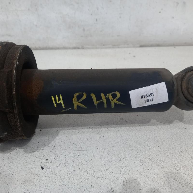 strut rear right