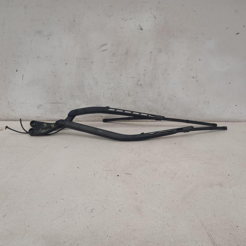 wiper arm