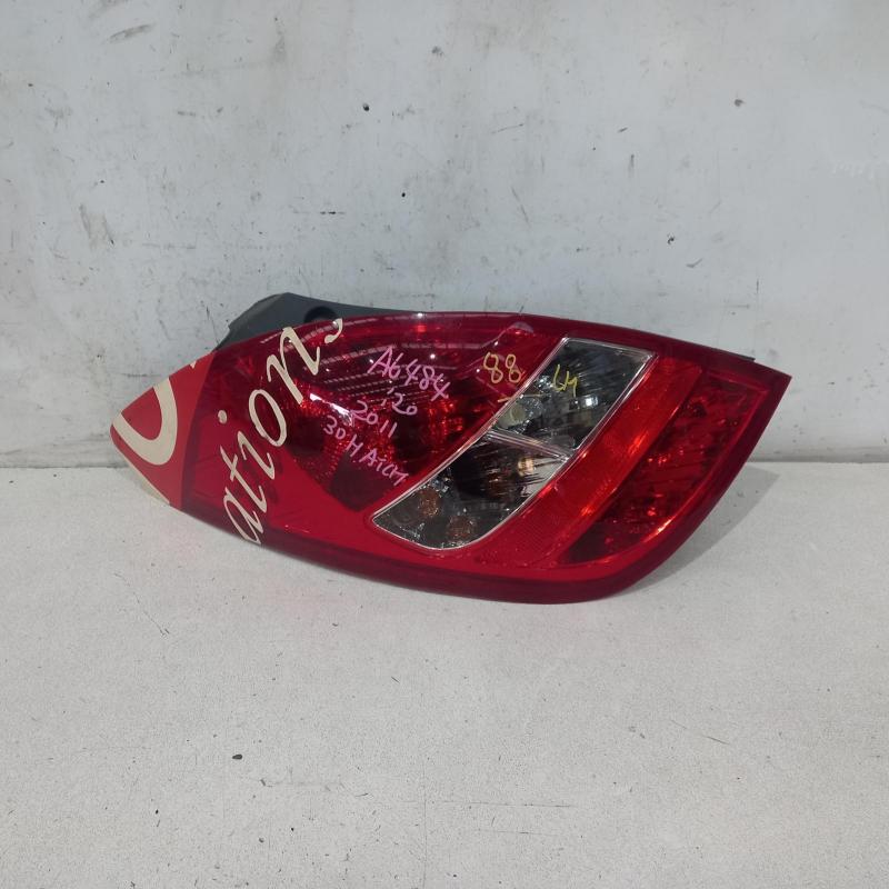 taillight left