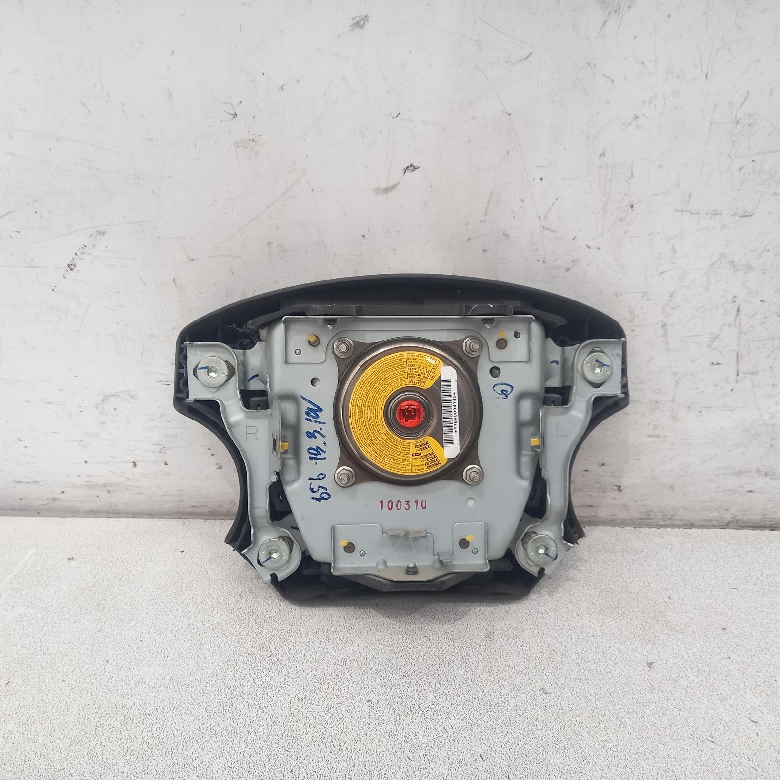 Hilux Airbag Right 2005-2011 steering wheel,black,non audio control type,02/05-06/11 00018426 #517417