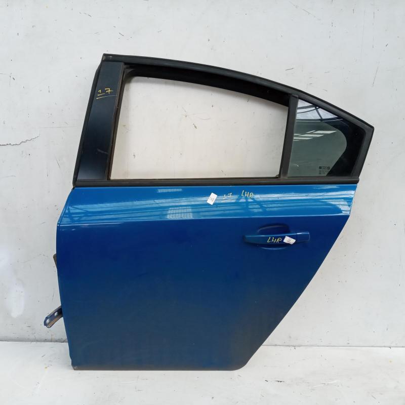 door/sliding rear left