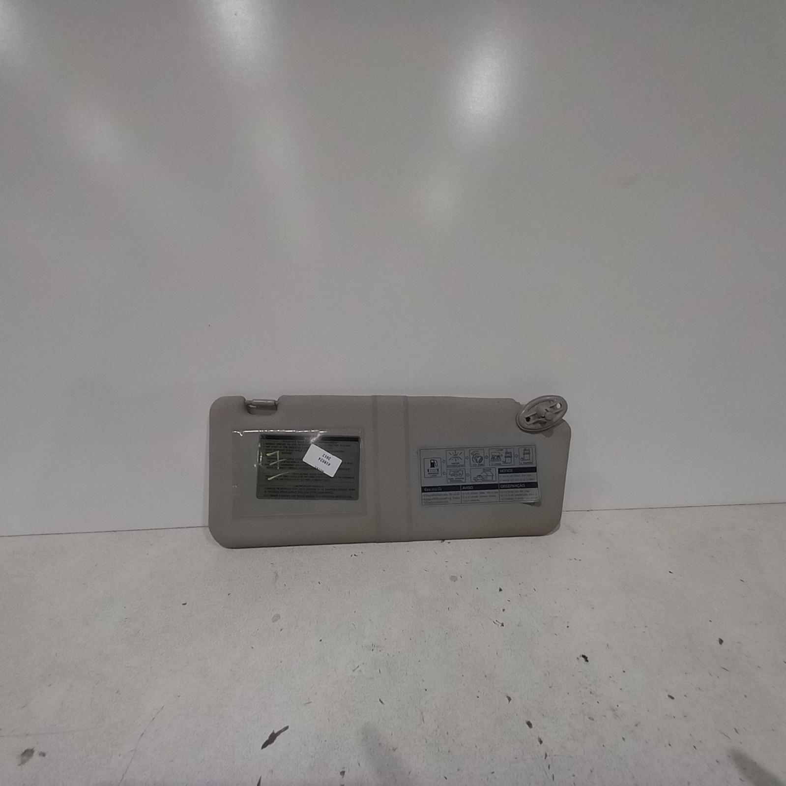Hilux Sunvisor 2005-2015 rh side,02/05-08/15 00018524 #520105