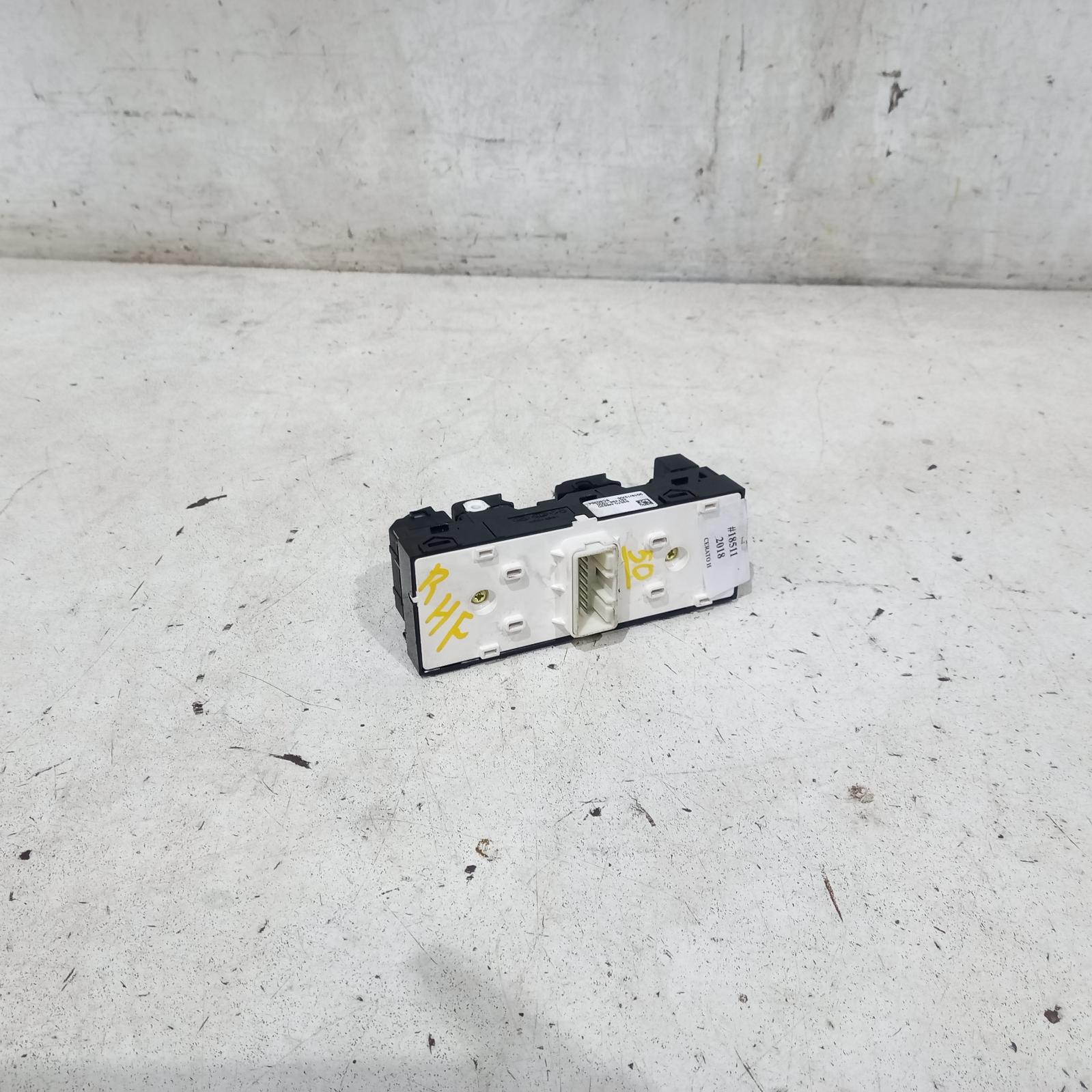 Cerato Power Door Window Switch 2018-2023 rh front (master switch),bd,sedan/hatch,04/18- 00018511 #521099