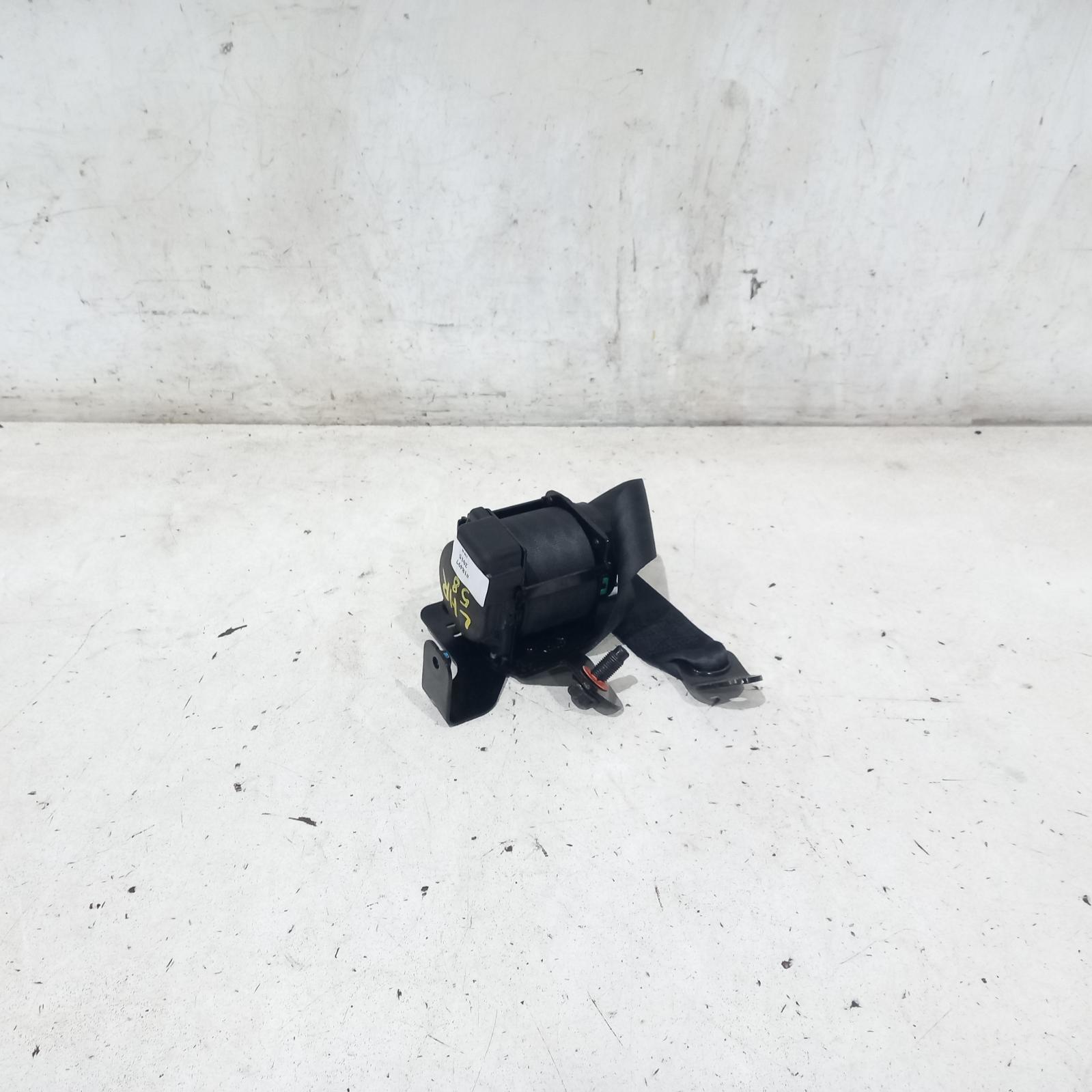 I30 Seat Belt Stalk 2012-2017 lh rear,seat belt only,gd,hatch,03/12-02/17 00018497 #521541