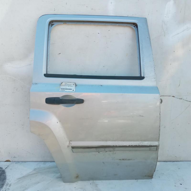 door/sliding rear right