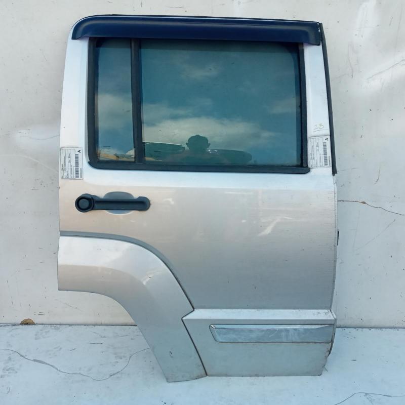 door/sliding rear right
