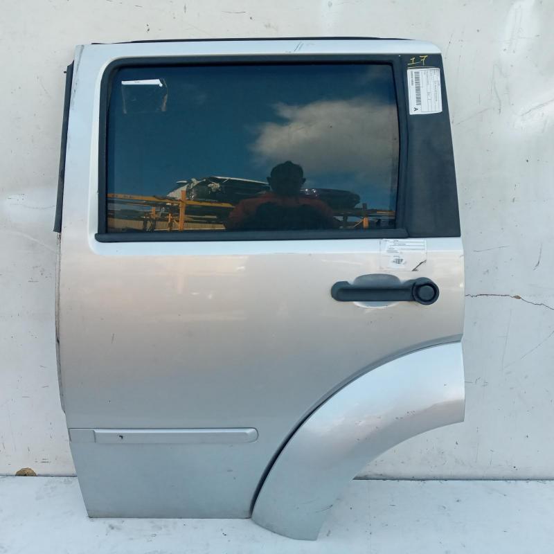 door/sliding rear left