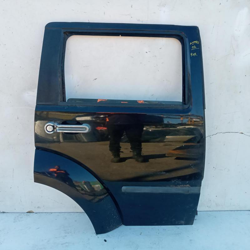 door/sliding rear right