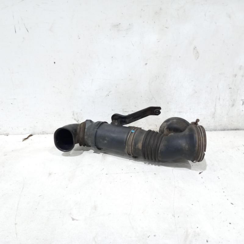 air cleaner duct/hose