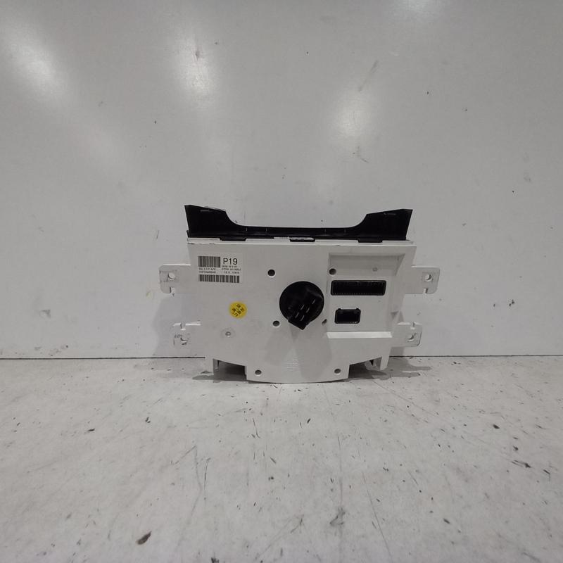 heater/aircon controls