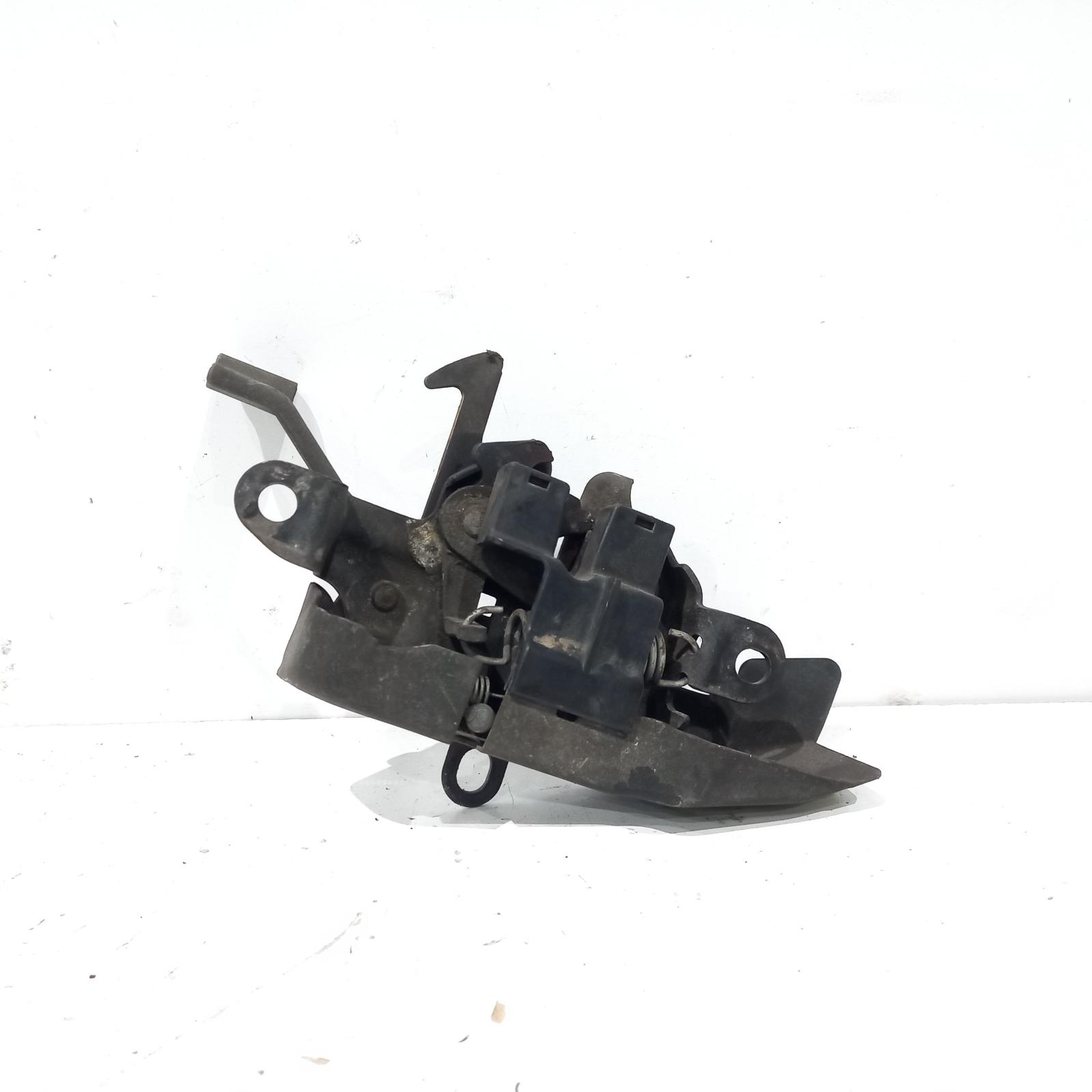 Corolla Bonnet Lock Support 1999-2001 ae112,sedan/hatch,10/99-11/01 00018574 #524920