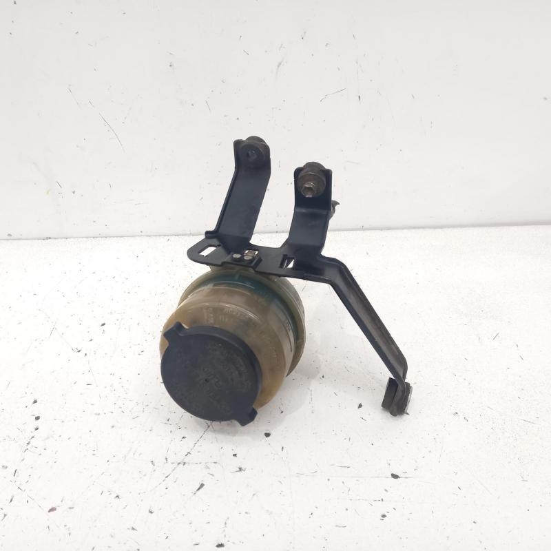 power steering reservoir