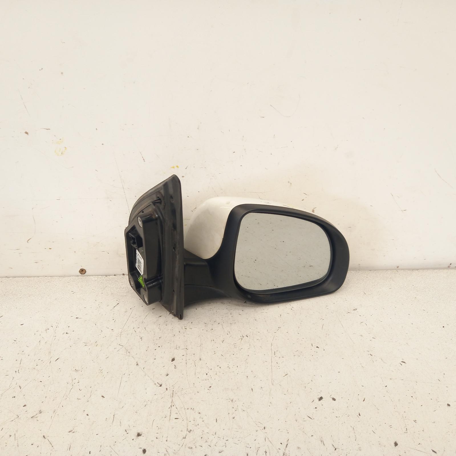 I20 Door Mirror Right 2012-2015 pb,power folding,w/ flasher type,03/12-12/15 partwh #526798