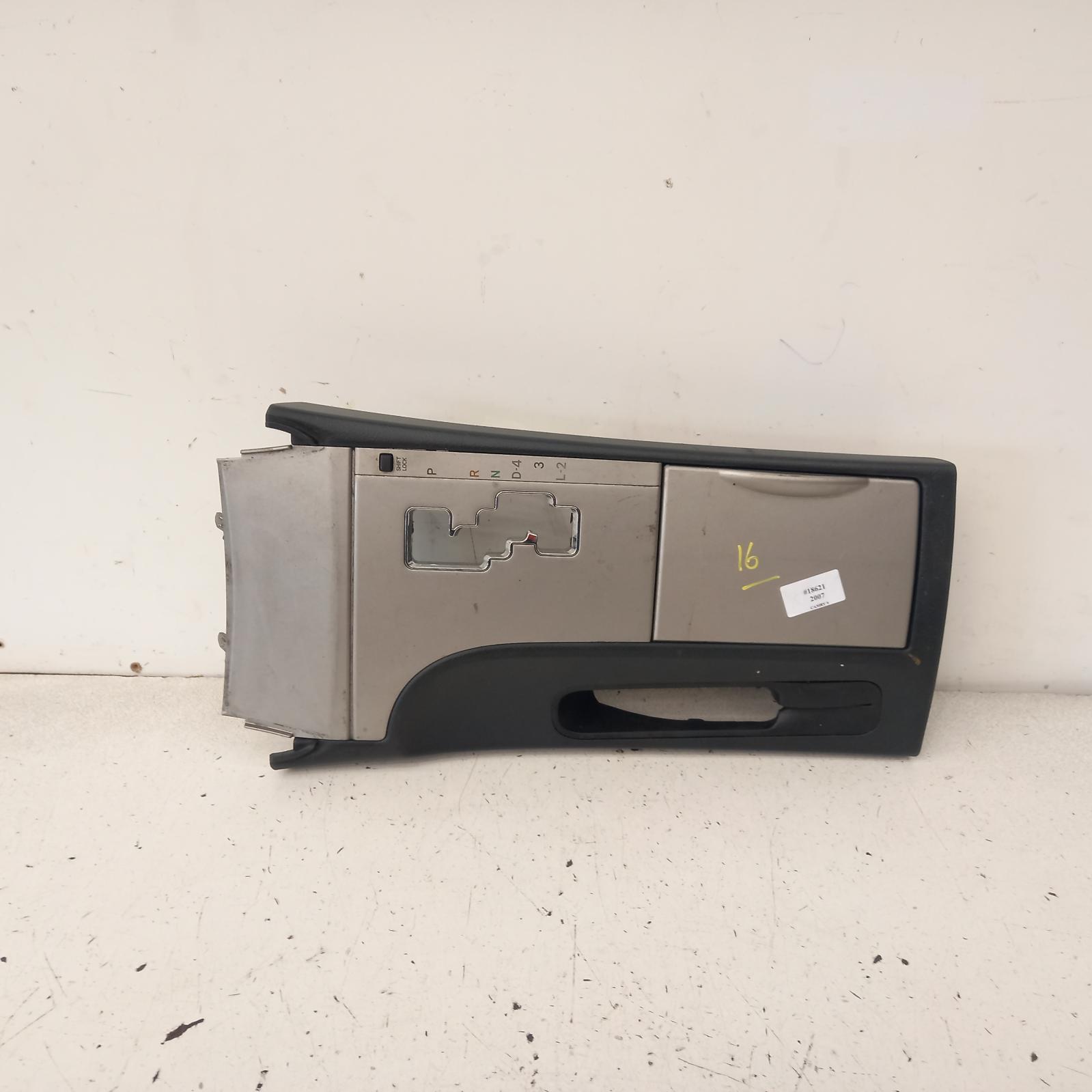 Camry Console 2006-2011 acv40,console assy,black,06/06-11/11 00018621 #530410