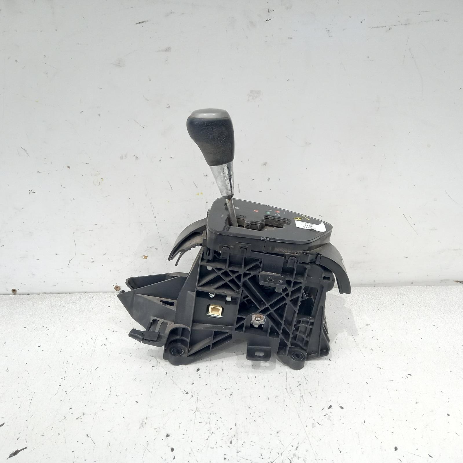 Corolla Gear Stick/shifter 2012-2018 auto t/m,zre182r,10/12-06/18 00016976 #535729